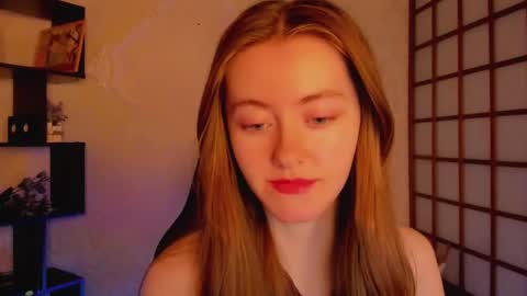 Kate online show from March 4, 2025, 2:27 am