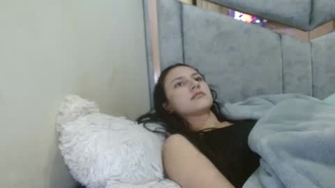 Snapshot of kate_davies chatting on November 6, 2025, 1:06 am kate online show from November 6, 2025, 1:06 am