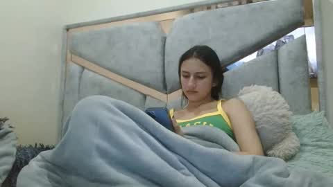 Snapshot of kate_davies chatting on November 8, 2025, 12:00 am kate online show from November 8, 2025, 12:00 am