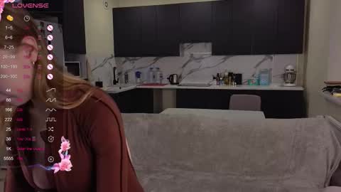 Snapshot of kate_krayy chatting on October 28, 2025, 4:53 pm kate_krayy online show from October 28, 2025, 4:53 pm