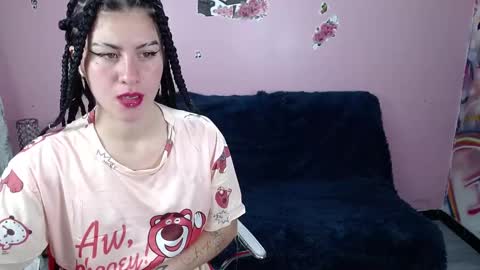 Snapshot of kate_lawrence_ chatting on December 24, 2024, 7:28 am kate_lawrence_ online show from December 24, 2024, 7:28 am