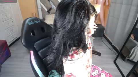 Snapshot of kate_lawrence_ chatting on January 29, 2025, 8:18 am kate_lawrence_ online show from January 29, 2025, 8:18 am