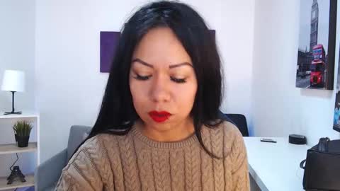 Kate  online show from November 1, 2025, 11:45 am