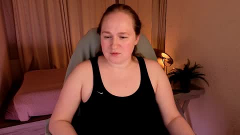 Snapshot of kate_rest chatting on May 19, 2026, 1:56 am Kate Follow me dear online show from May 19, 2026, 1:56 am