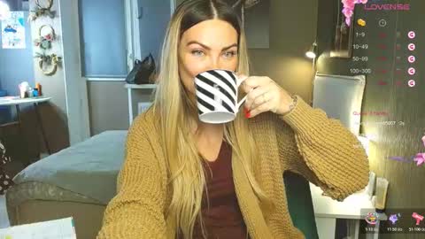 Therapist online show from November 30, 2025, 4:11 pm