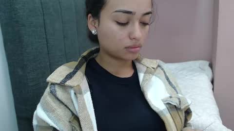 Kari online show from March 7, 2025, 4:44 pm