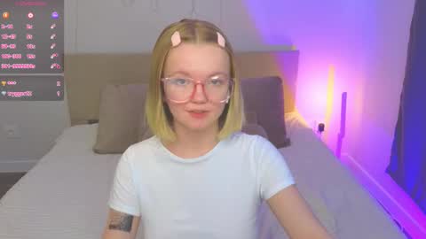 katebunnys online show from March 27, 2026, 8:26 am