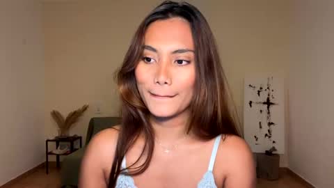Snapshot of katedami chatting on December 13, 2024, 4:05 pm Kate Dami online show from December 13, 2024, 4:05 pm