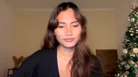 Snapshot of katedami chatting on December 29, 2024, 3:24 pm Kate Dami online show from December 29, 2024, 3:24 pm