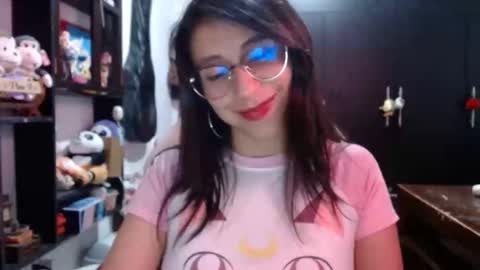 Snapshot of kateeen18 chatting on November 20, 2025, 5:18 am Kateeen18 online show from November 20, 2025, 5:18 am