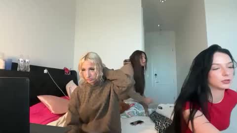 kateharperr online show from November 19, 2025, 9:59 pm