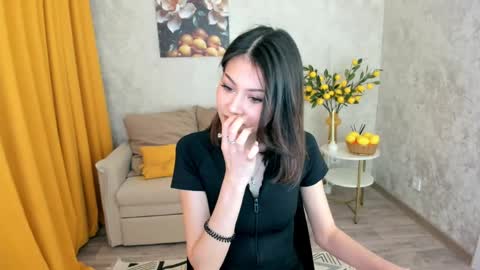 katekrosse online show from April 10, 2026, 6:56 pm