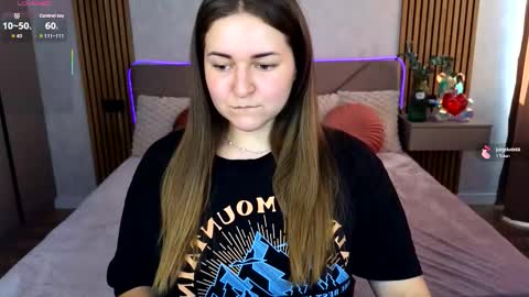 Katelyn online show from September 10, 2025, 1:44 pm