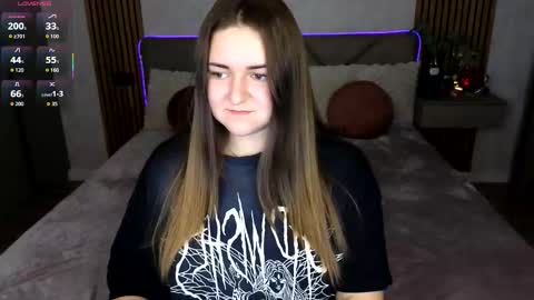 Katelyn online show from September 12, 2025, 8:09 pm