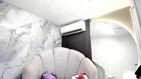 Im Katherine but call me Kate  online show from January 22, 2025, 12:06 pm