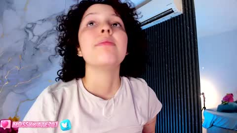 Im Katherine but call me Kate  online show from January 26, 2025, 12:11 pm