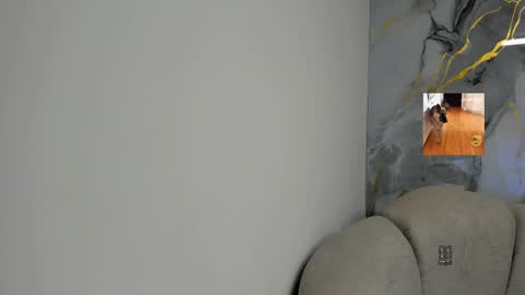 Im Katherine but call me Kate  online show from September 21, 2025, 12:18 pm