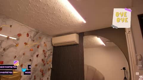 Im Katherine but call me Kate  online show from December 17, 2025, 12:00 pm