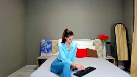 Katerina GTM2 Mo Tu Th Fr Sa Su 3am-10am online show from December 4, 2024, 11:19 am