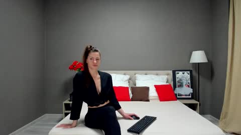 Katerina GTM2 Mo Tu Th Fr Sa Su 3am-10am online show from September 18, 2025, 9:00 am