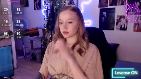Snapshot of katerinaxvold chatting on February 25, 2025, 1:06 pm Lisa online show from February 25, 2025, 1:06 pm