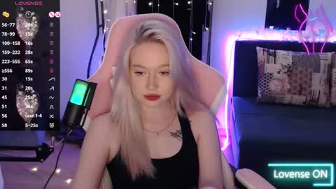 Lisa online show from December 19, 2025, 3:24 am