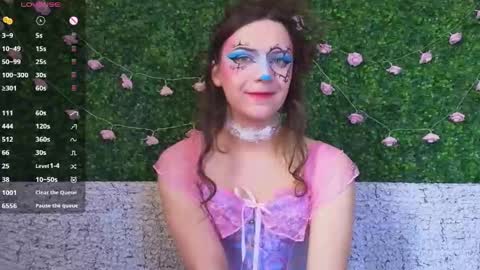 Katerina online show from May 18, 2026, 8:42 am