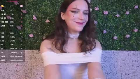 Katerina online show from May 22, 2026, 6:24 pm
