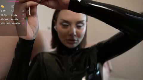 katesdesire online show from May 3, 2026, 6:36 pm