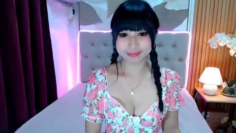 KATE online show from April 12, 2026, 4:45 pm