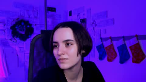 Snapshot of katewillows chatting on December 16, 2025, 8:19 am katewillows online show from December 16, 2025, 8:19 am