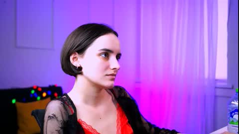 katewillows online show from February 20, 2026, 6:26 am