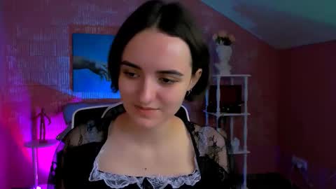 katewillows online show from March 6, 2026, 4:20 am