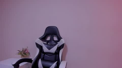   online show from January 15, 2026, 11:48 am