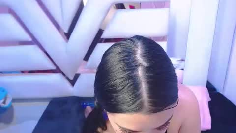 katherin_sweett online show from October 23, 2025, 4:23 am