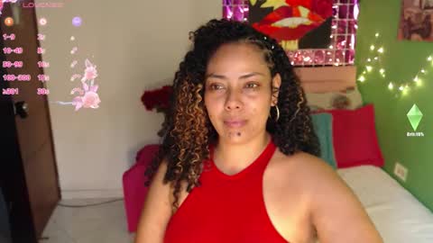 Snapshot of katherincastillo chatting on December 15, 2025, 12:53 pm katherin online show from December 15, 2025, 12:53 pm