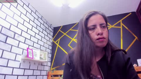 Snapshot of kathina_giraldo chatting on January 15, 2025, 12:36 pm Paola online show from January 15, 2025, 12:36 pm
