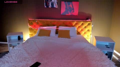 Snapshot of kathleendean chatting on February 8, 2025, 10:29 pm Kathleen GTM 3 400-1000 Mon Wed Wed Sat Sun online show from February 8, 2025, 10:29 pm