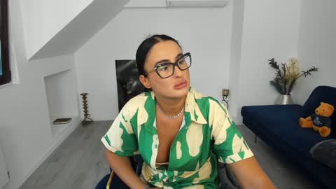 Snapshot of kathy_baby chatting on September 16, 2025, 4:13 am online show from September 16, 2025, 4:13 am