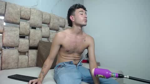 Snapshot of kathyaiden chatting on February 18, 2026, 7:54 pm Kaht y Aiden online show from February 18, 2026, 7:54 pm