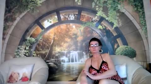 Snapshot of kathylovexxx chatting on April 2, 2026, 2:26 pm Kathy online show from April 2, 2026, 2:26 pm