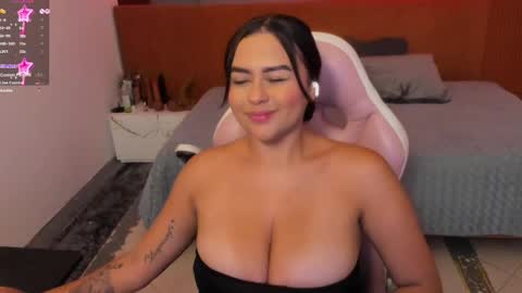 Snapshot of katia_bigboobs11 chatting on April 20, 2026, 6:31 pm Katia online show from April 20, 2026, 6:31 pm