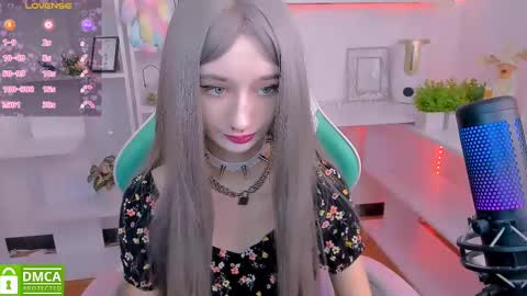 Katia  online show from February 11, 2025, 6:40 am