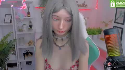 Katia  online show from March 5, 2025, 6:33 am