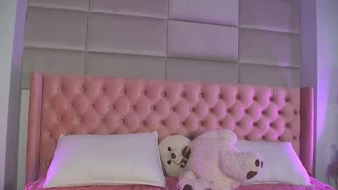 Katia online show from December 16, 2025, 4:50 am