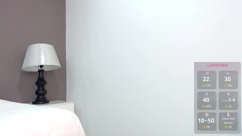 Katia Foster online show from November 12, 2025, 12:16 pm