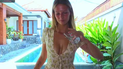 Katie online show from April 10, 2026, 2:39 am