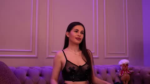 Katie online show from December 16, 2025, 7:08 pm