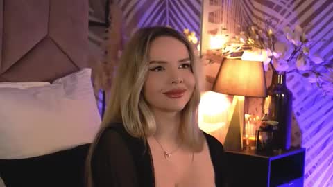 KatJolie online show from February 13, 2026, 8:38 pm