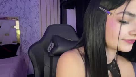 Snapshot of katleen_v chatting on July 22, 2026, 11:29 pm Katleen. online show from July 22, 2026, 11:29 pm